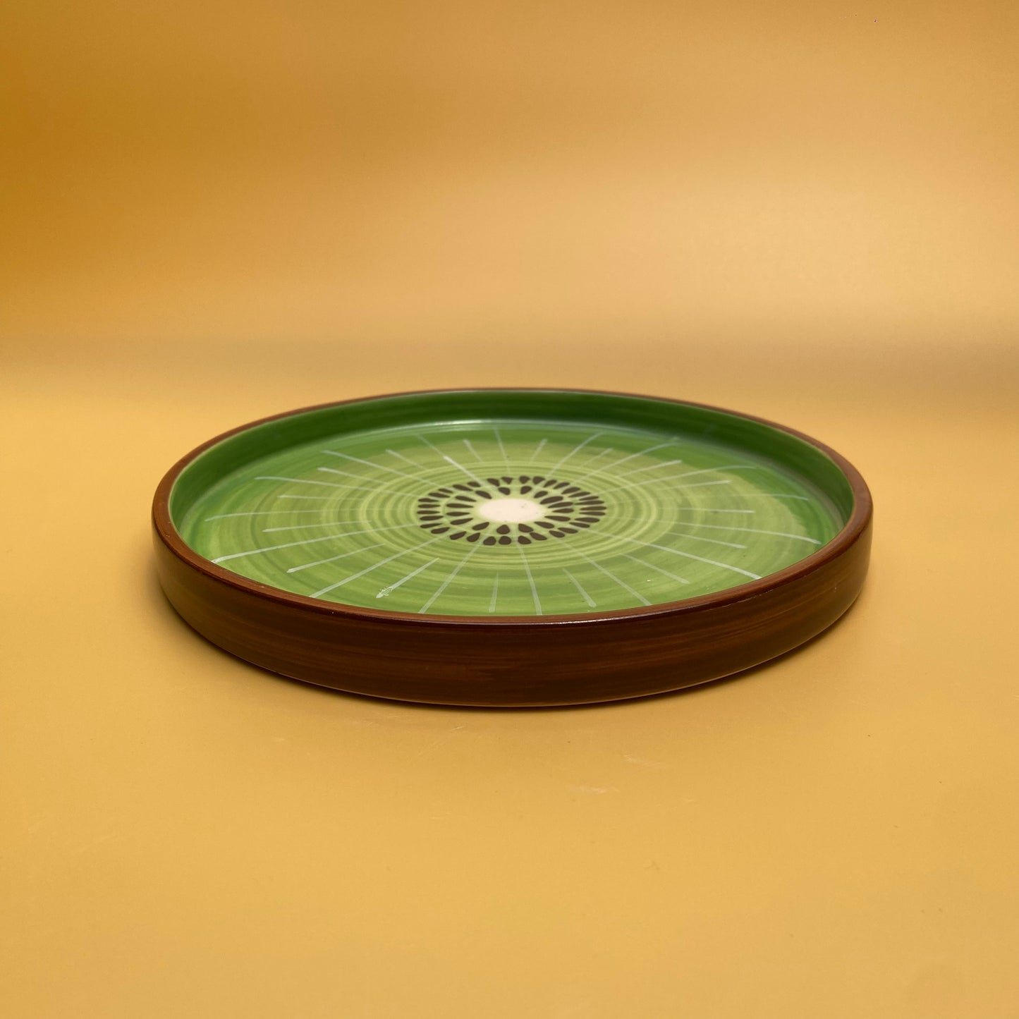 ARTECLAY Hand-Crafted Kiwi Slice Dessert Plate✨