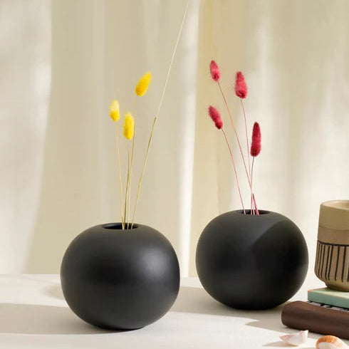 Black Round Vase